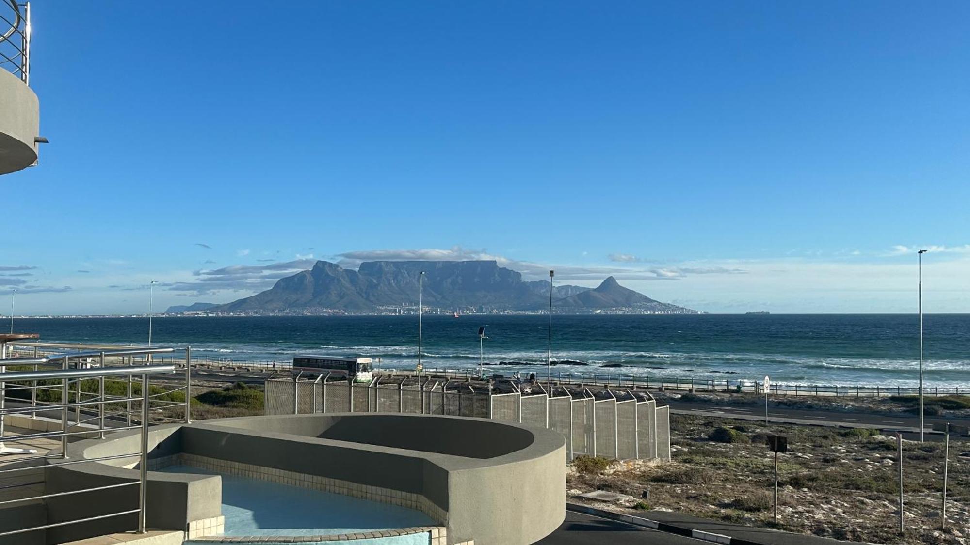 Oceansnest Guest House Bloubergstrand Exterior foto