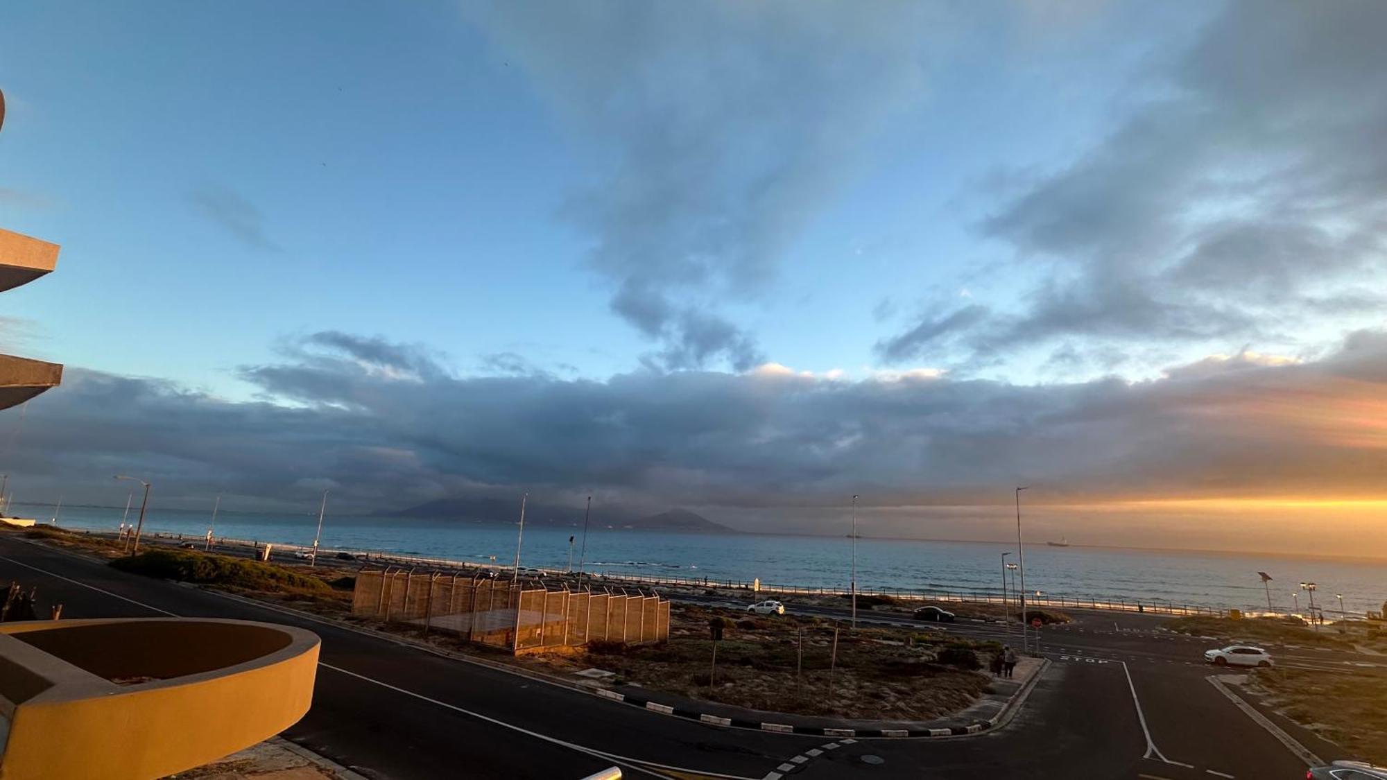 Oceansnest Guest House Bloubergstrand Exterior foto