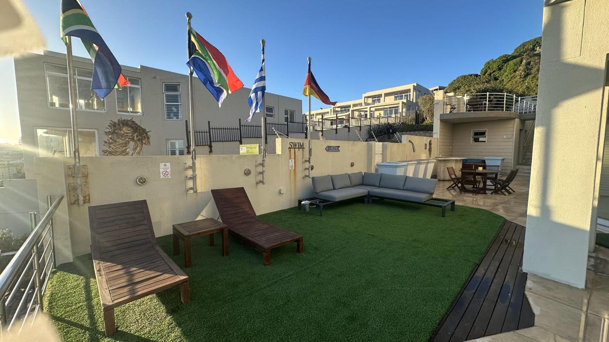 Oceansnest Guest House Bloubergstrand Exterior foto